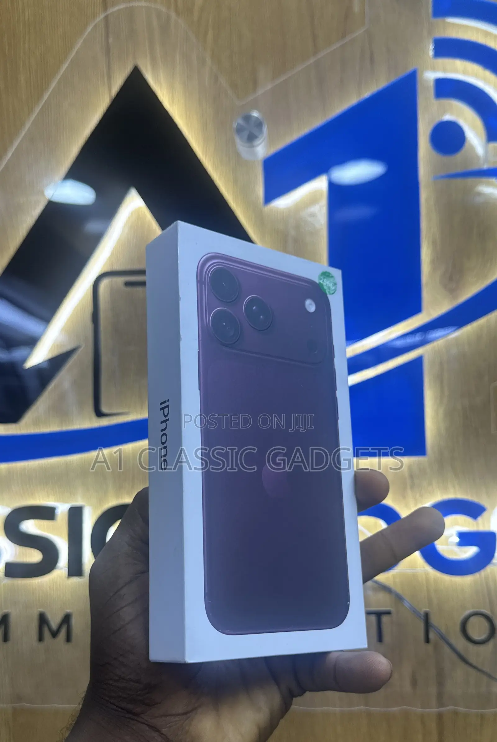 New Apple iPhone 18 Pro Max 256 GB Red
