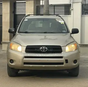 Toyota RAV4 2008 Gold