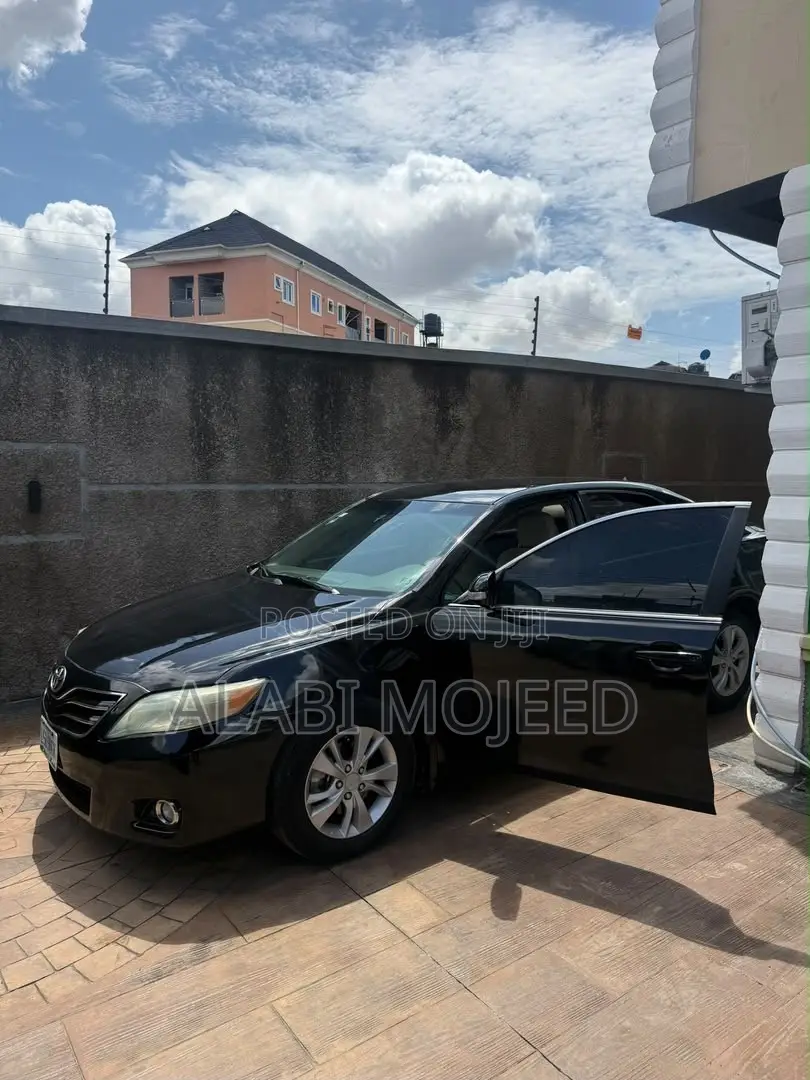 Toyota Camry 2.4 LE 2008 Black