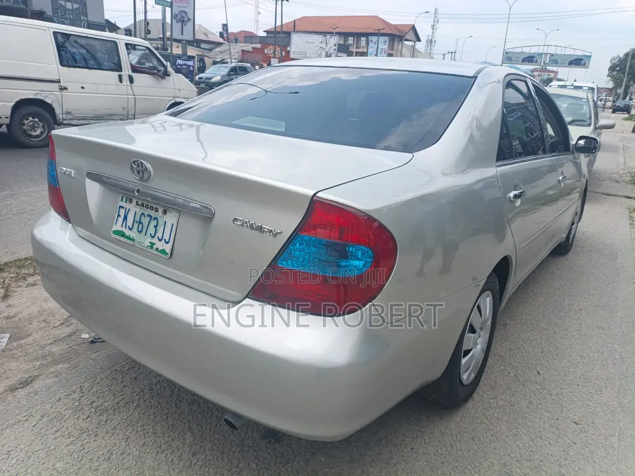 Toyota Camry LE 4dr Sedan (2.4L 4cyl 5A) 2005 Silver