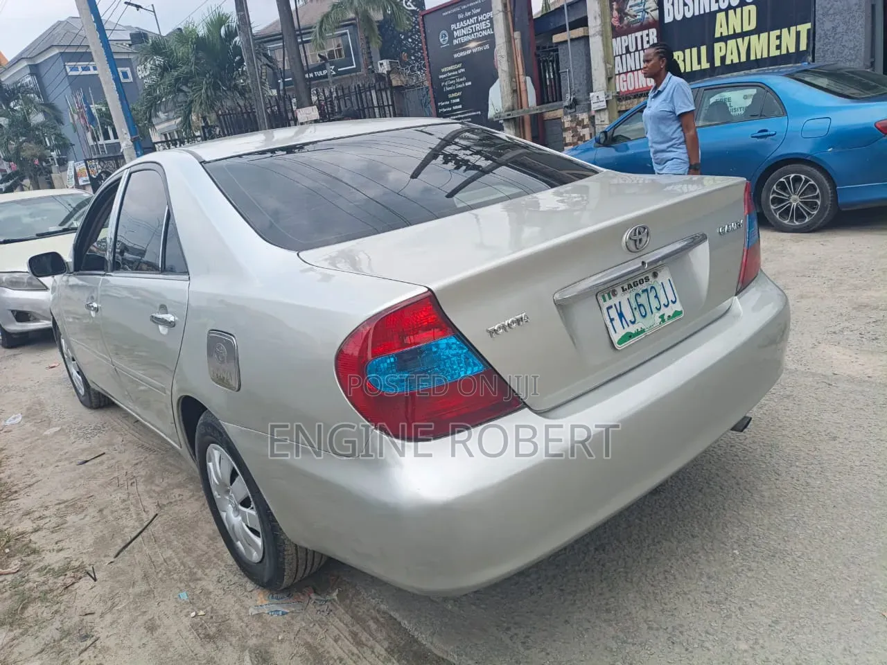 Toyota Camry LE 4dr Sedan (2.4L 4cyl 5A) 2005 Silver
