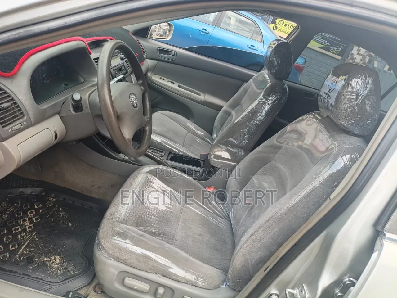 Toyota Camry LE 4dr Sedan (2.4L 4cyl 5A) 2005 Silver