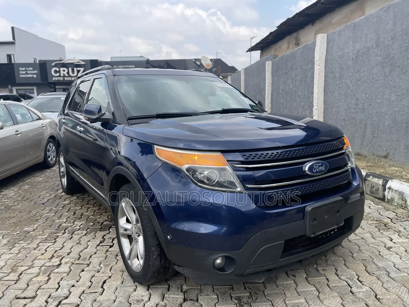 Ford Explorer Limited 4dr 4x4 (3.5L 6cyl 6A) 2012 Blue