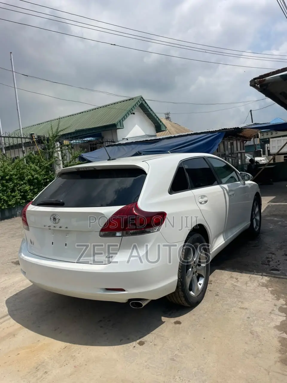Toyota Venza LE 4dr Wagon AWD (2.7L 4cyl 6A) 2014 White