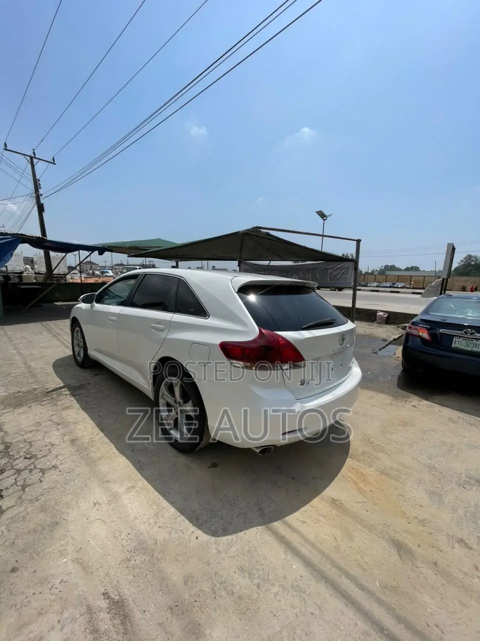 Toyota Venza LE 4dr Wagon AWD (2.7L 4cyl 6A) 2014 White
