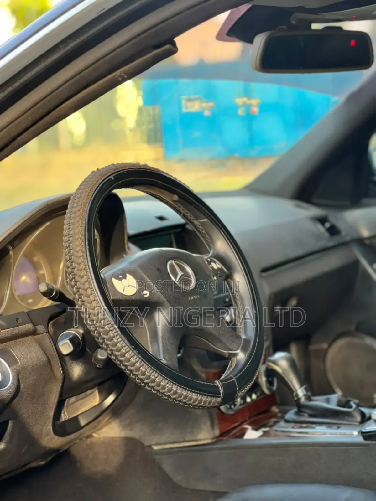 Mercedes-Benz C300 2011 Black
