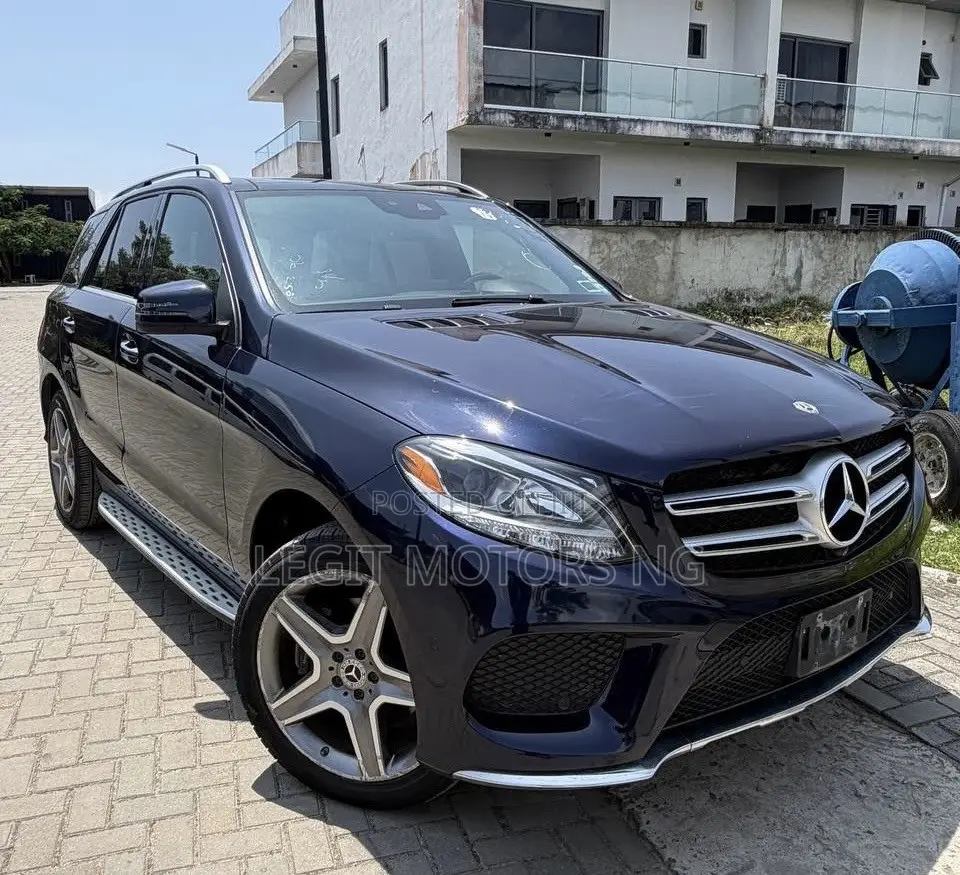 Mercedes-Benz GLE-Class GLE 350 2018 Blue
