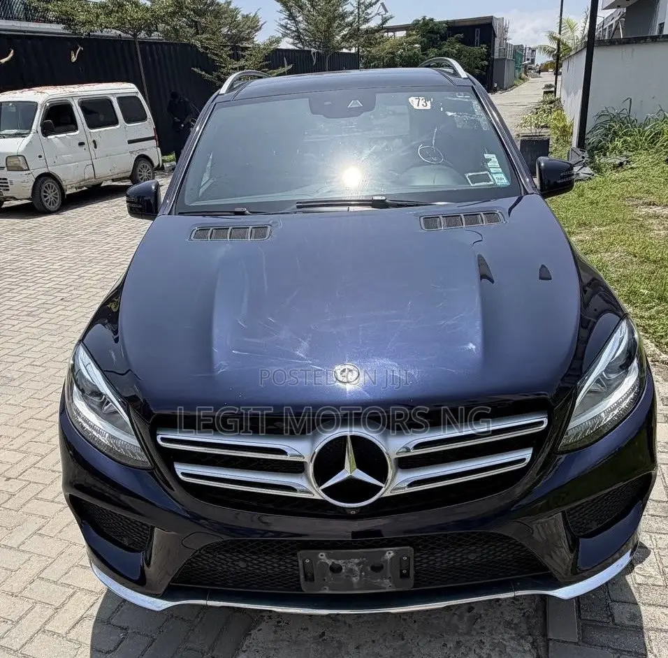 Mercedes-Benz GLE-Class GLE 350 2018 Blue