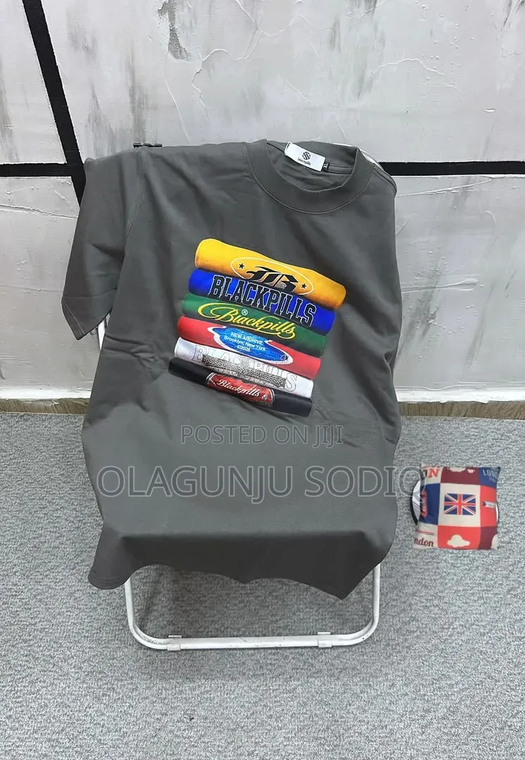 Luxury Italian Louis Vuitton X8 Round Neck