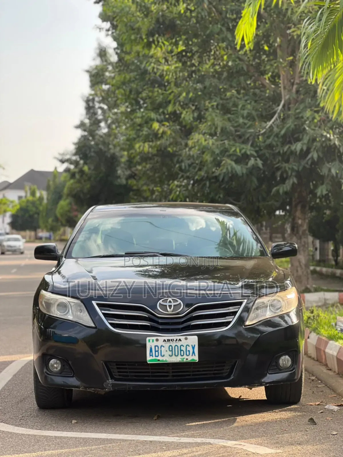 Toyota Camry XLE V6 4dr Sedan (3.5L 6cyl 6AM) 2010 Black
