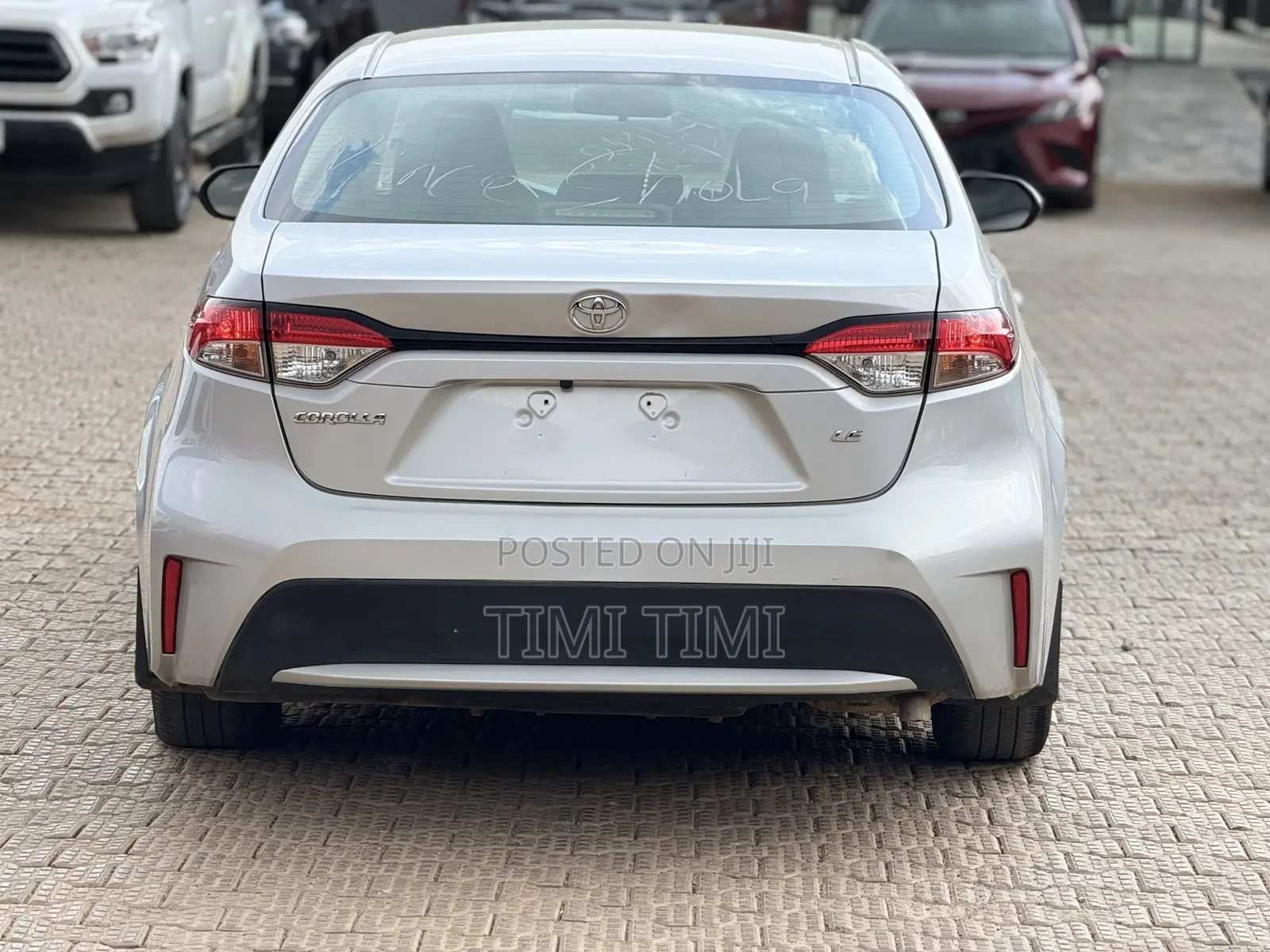 Toyota Corolla LE 2021 Silver