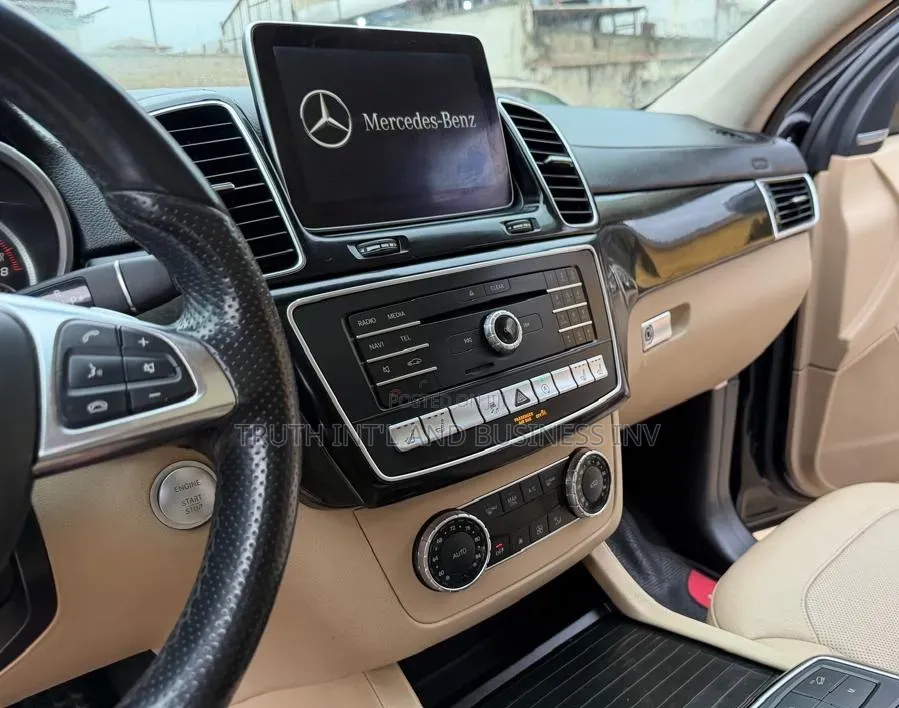 Mercedes-Benz GLE-Class 2016 Black