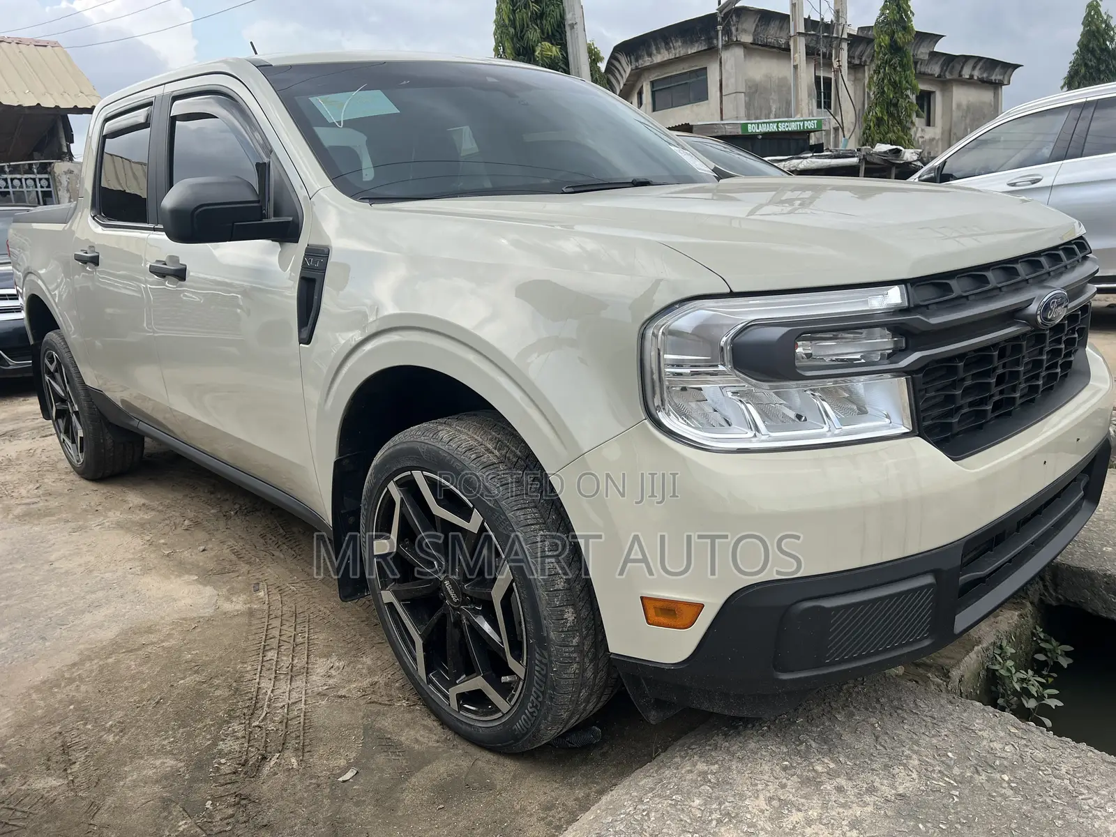 Ford Maverick XLT SuperCrew SB 2024 Gold