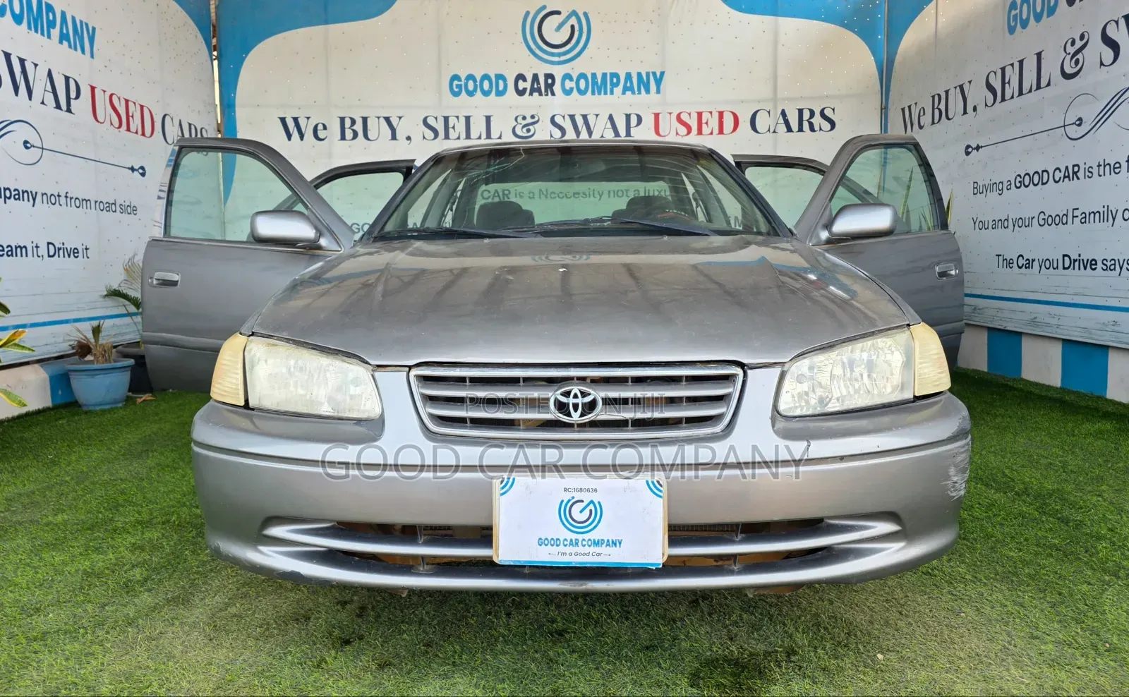 Toyota Camry 2000 Gray