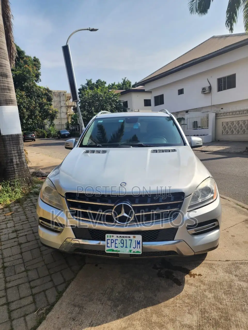 Mercedes-Benz M Class 2012 Silver