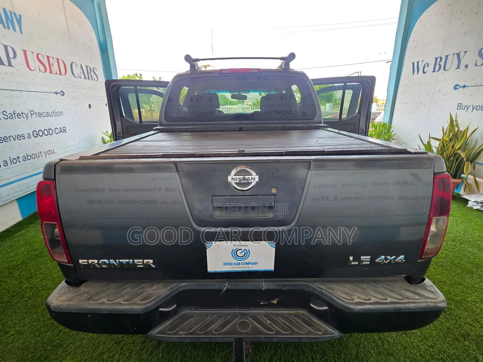Nissan Frontier 2006 Gray