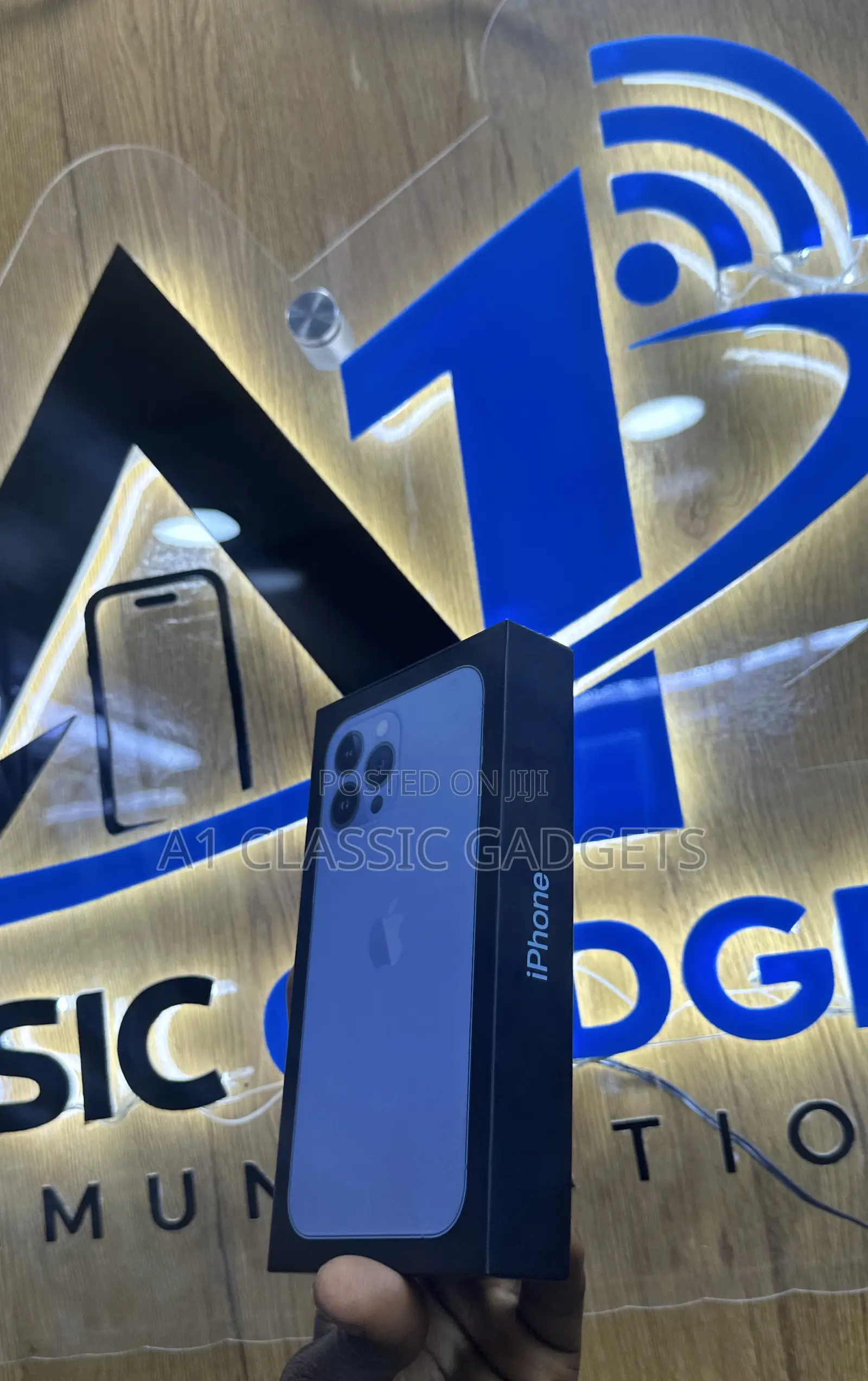 New Apple iPhone 13 Pro Max 256 GB Blue