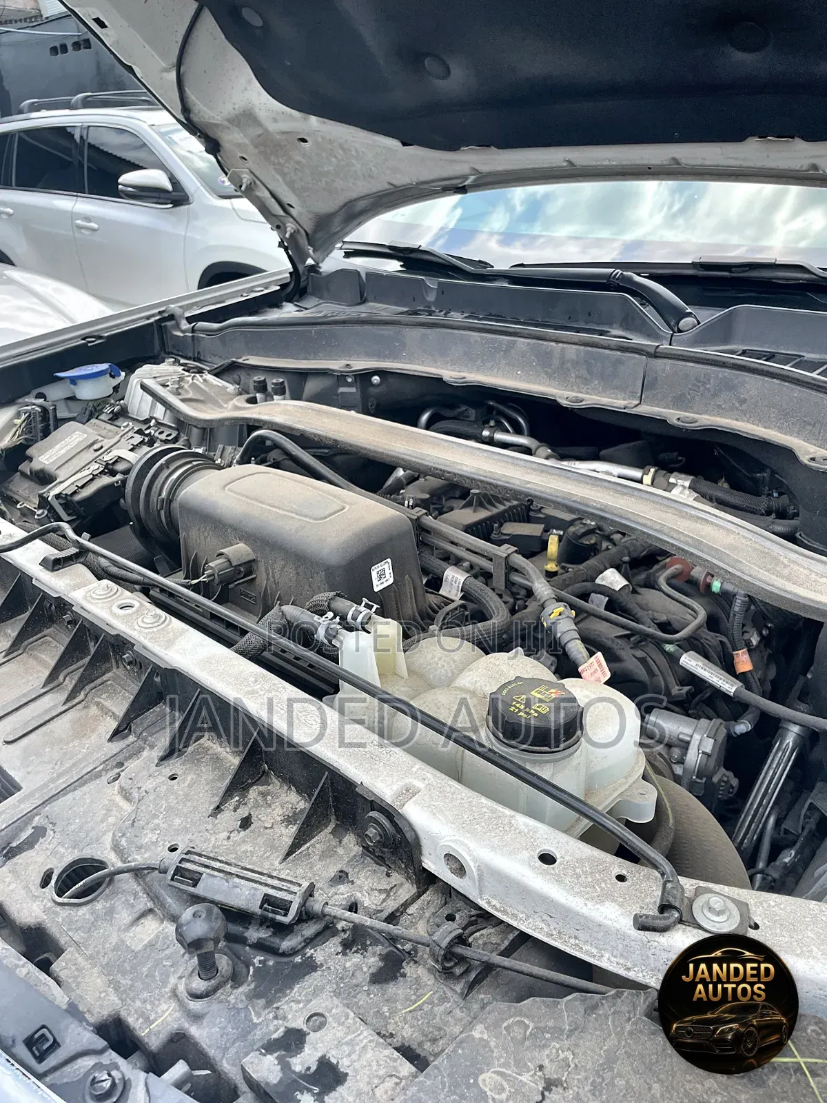 Ford Explorer Limited 2021 White
