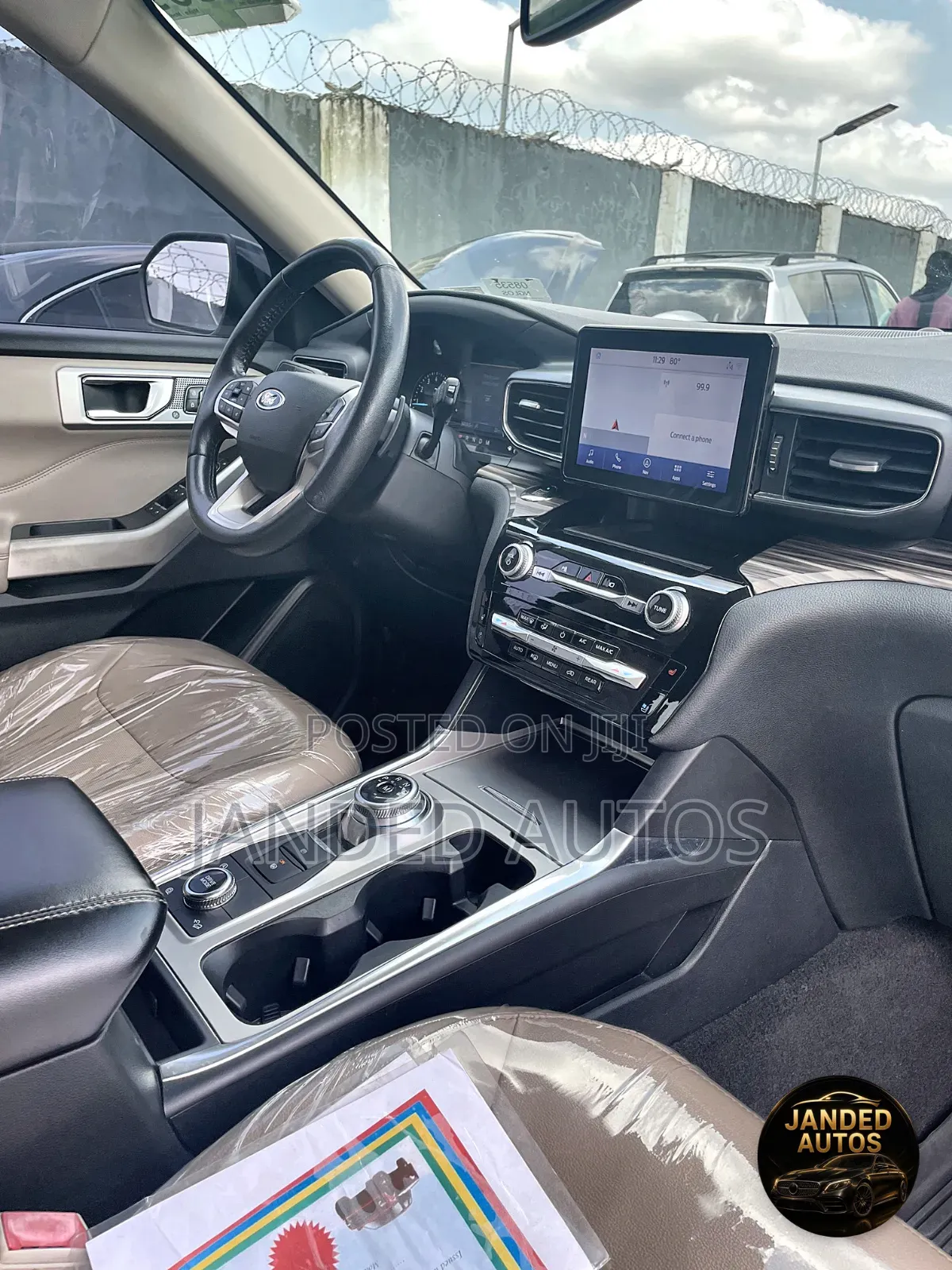 Ford Explorer Limited 2021 White