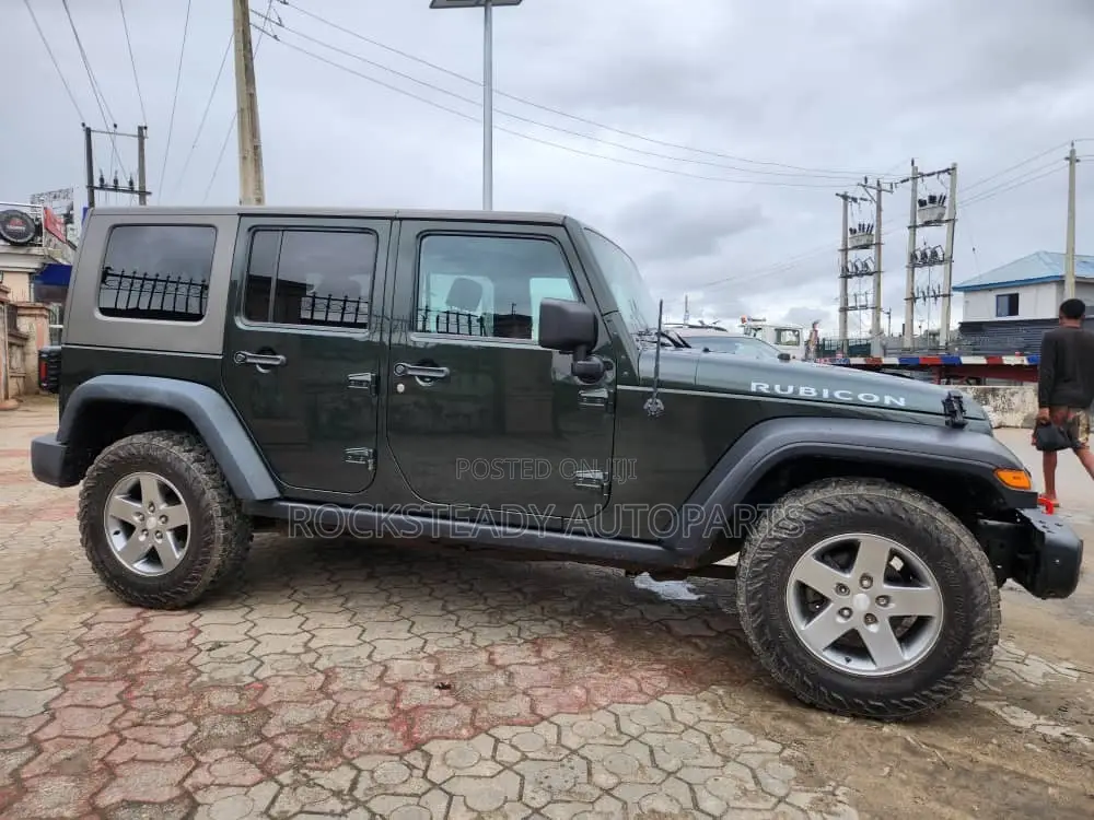Jeep Wrangler Rubicon 2010 Green