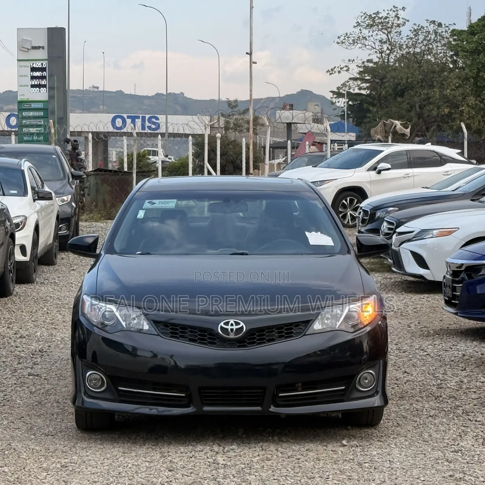 Toyota Camry 2013 Black