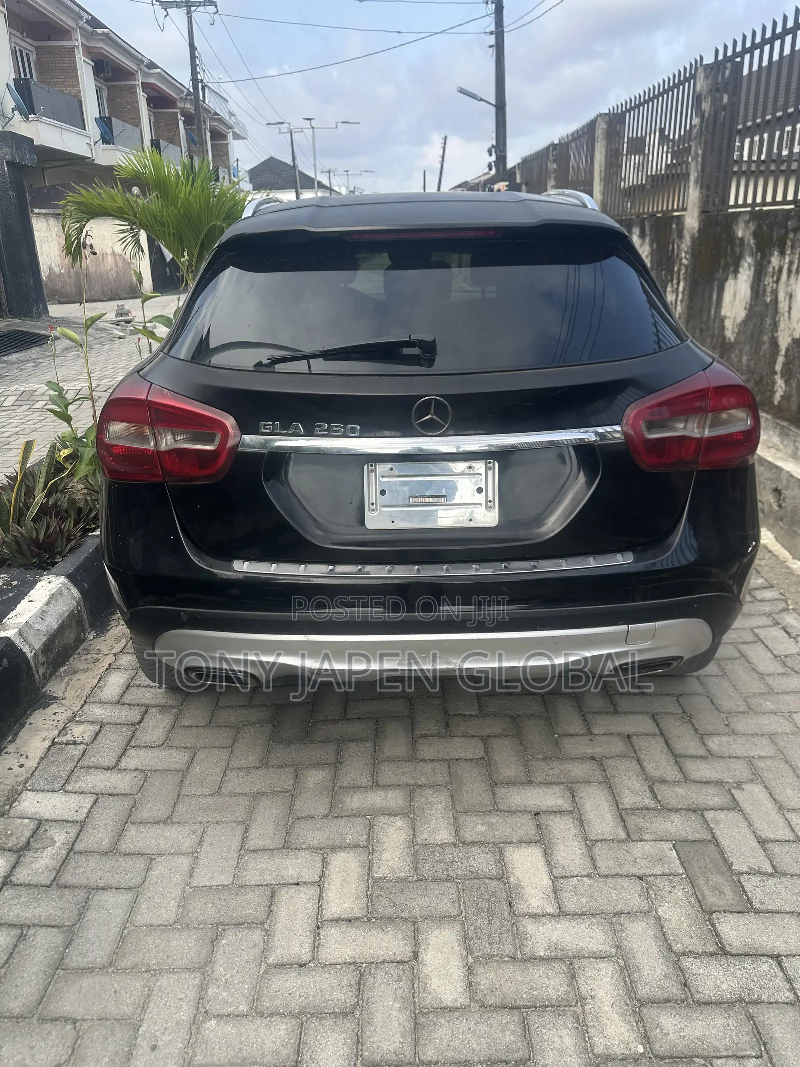 Mercedes-Benz GLA 250 2017 Black