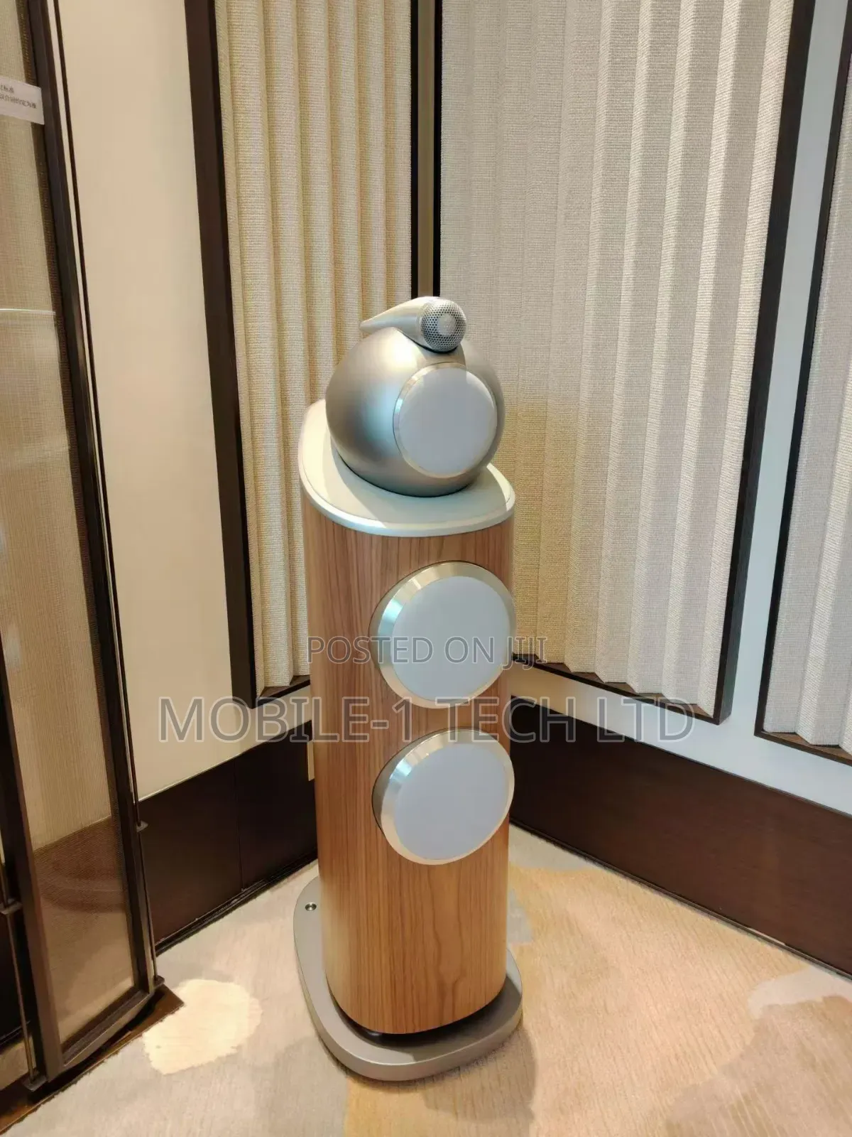 Bowers & Wilkins 803 D4 Multi Room Speaker