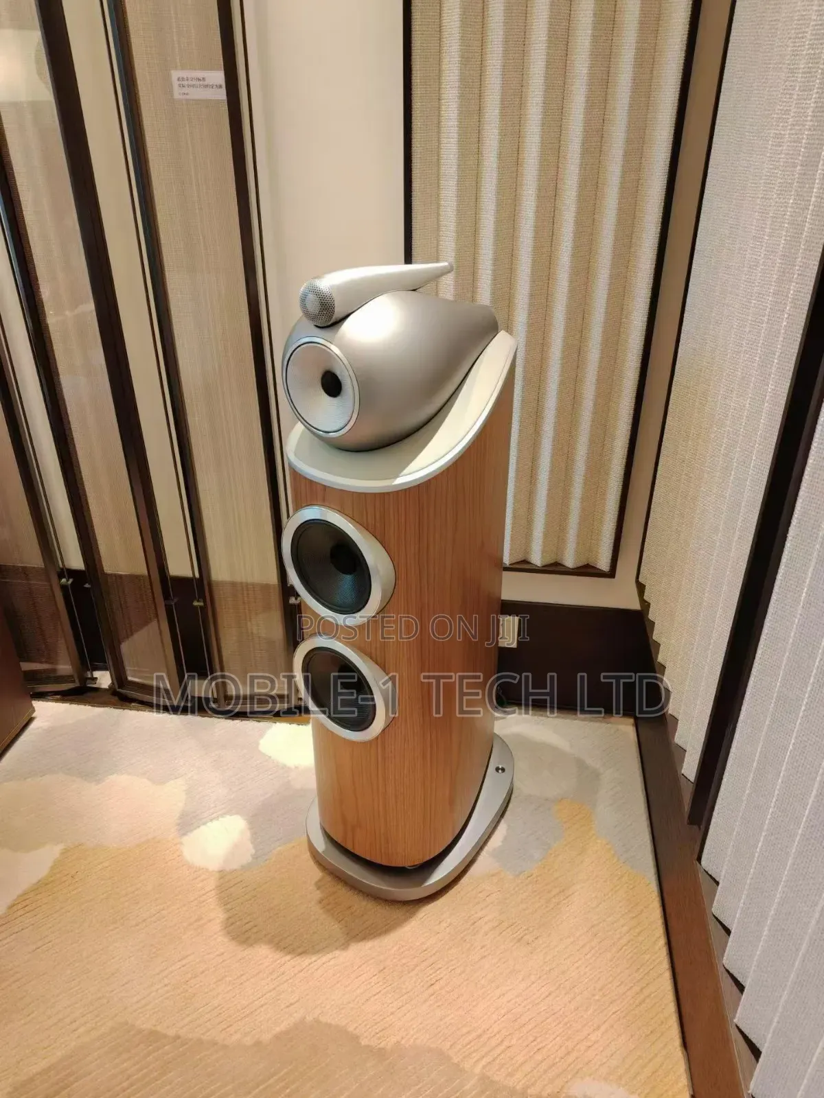 Bowers & Wilkins 803 D4 Multi Room Speaker
