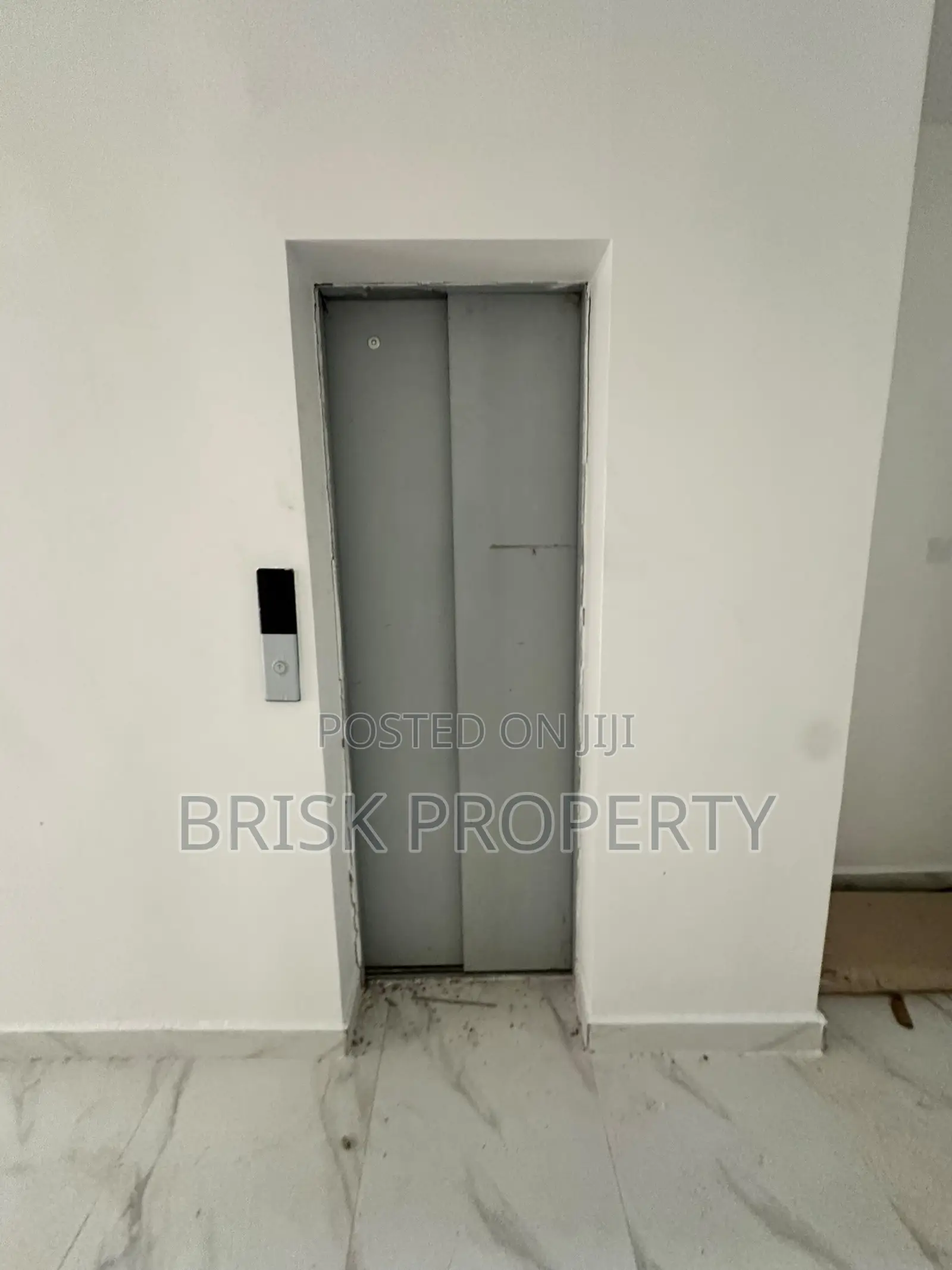5bdrm Duplex in Ikoyi for rent