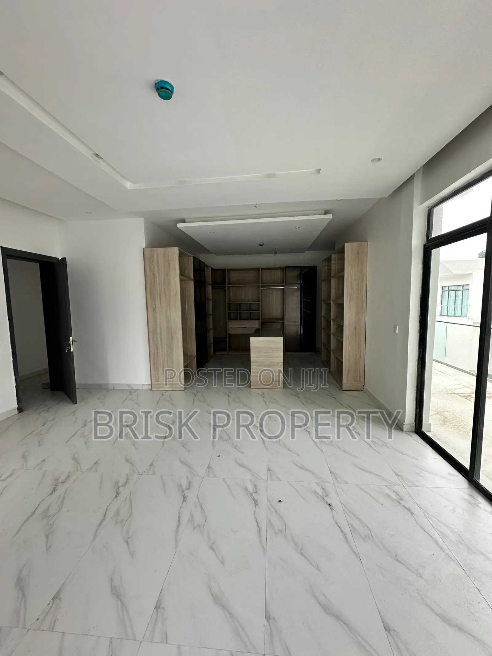 5bdrm Duplex in Ikoyi for rent