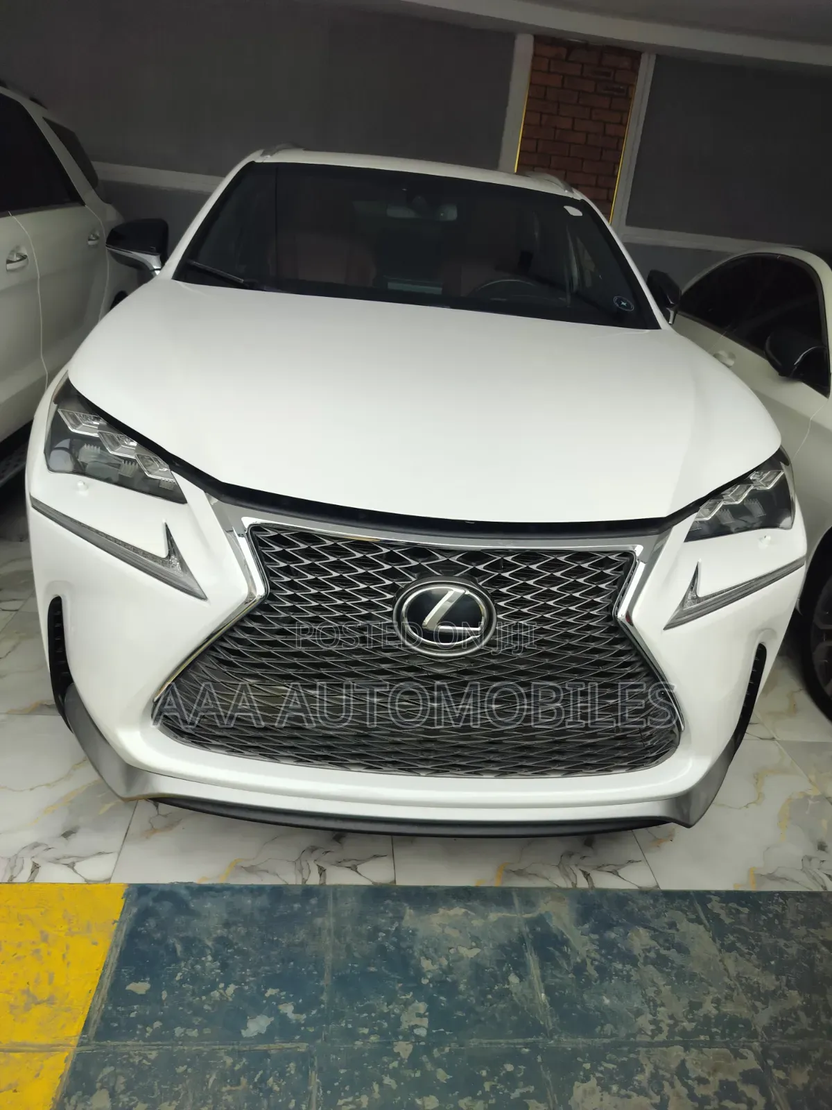 Lexus NX 200t FWD 2017 White