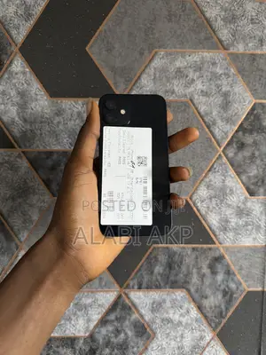 Apple iPhone 12 64 GB Black