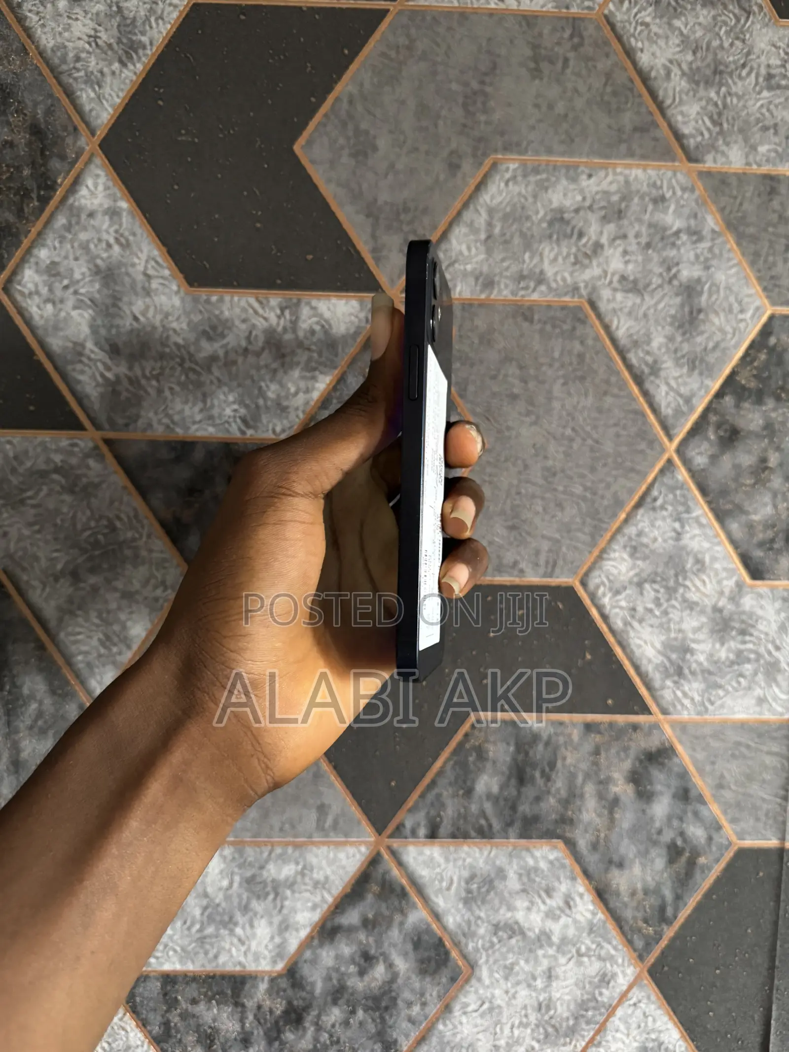 Apple iPhone 12 64 GB Black