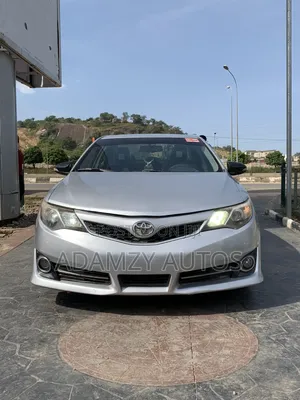Toyota Camry 2013 Silver