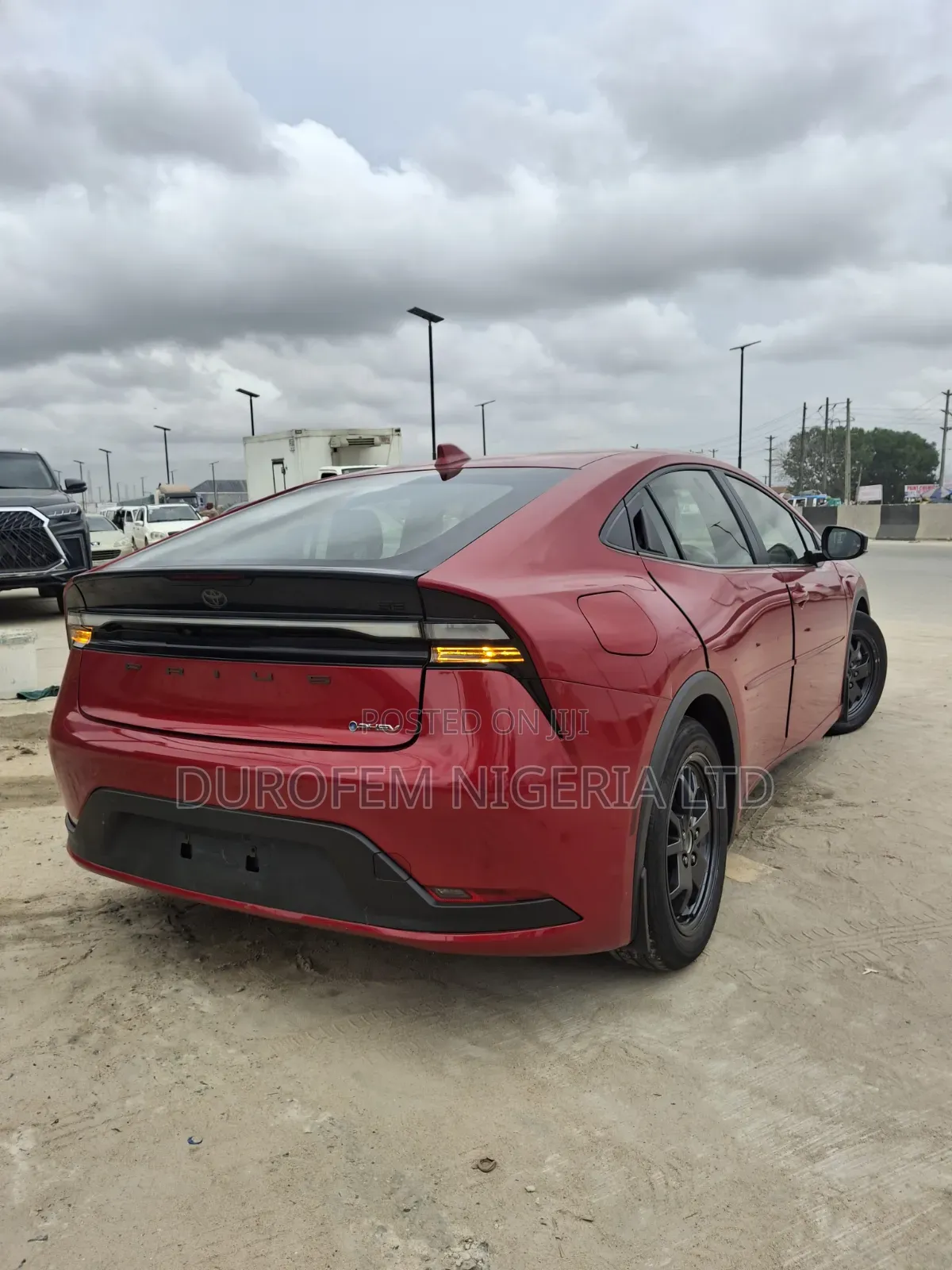 Toyota Prius XLE 2025 Red