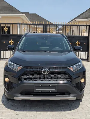 Toyota RAV4 XLE Premium 2022 Black