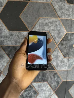 Apple iPhone 7 128 GB Black