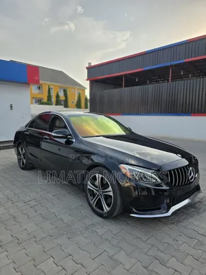Mercedes-Benz C300 2015 Black