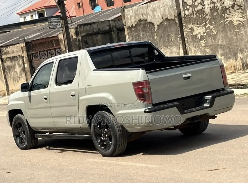 Honda Ridgeline 2010 Green