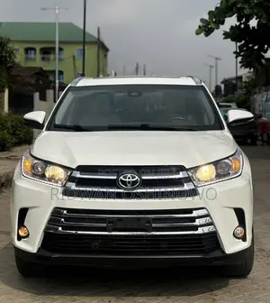 Toyota Highlander Limited 4x4 V6 (3.5L 6cyl 8A) 2018 White