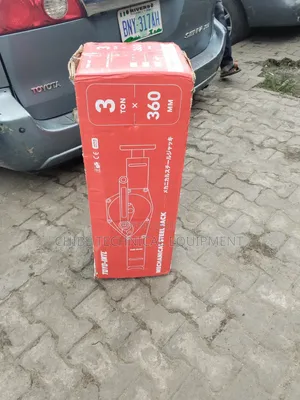 3 Ton Jack Brand New
