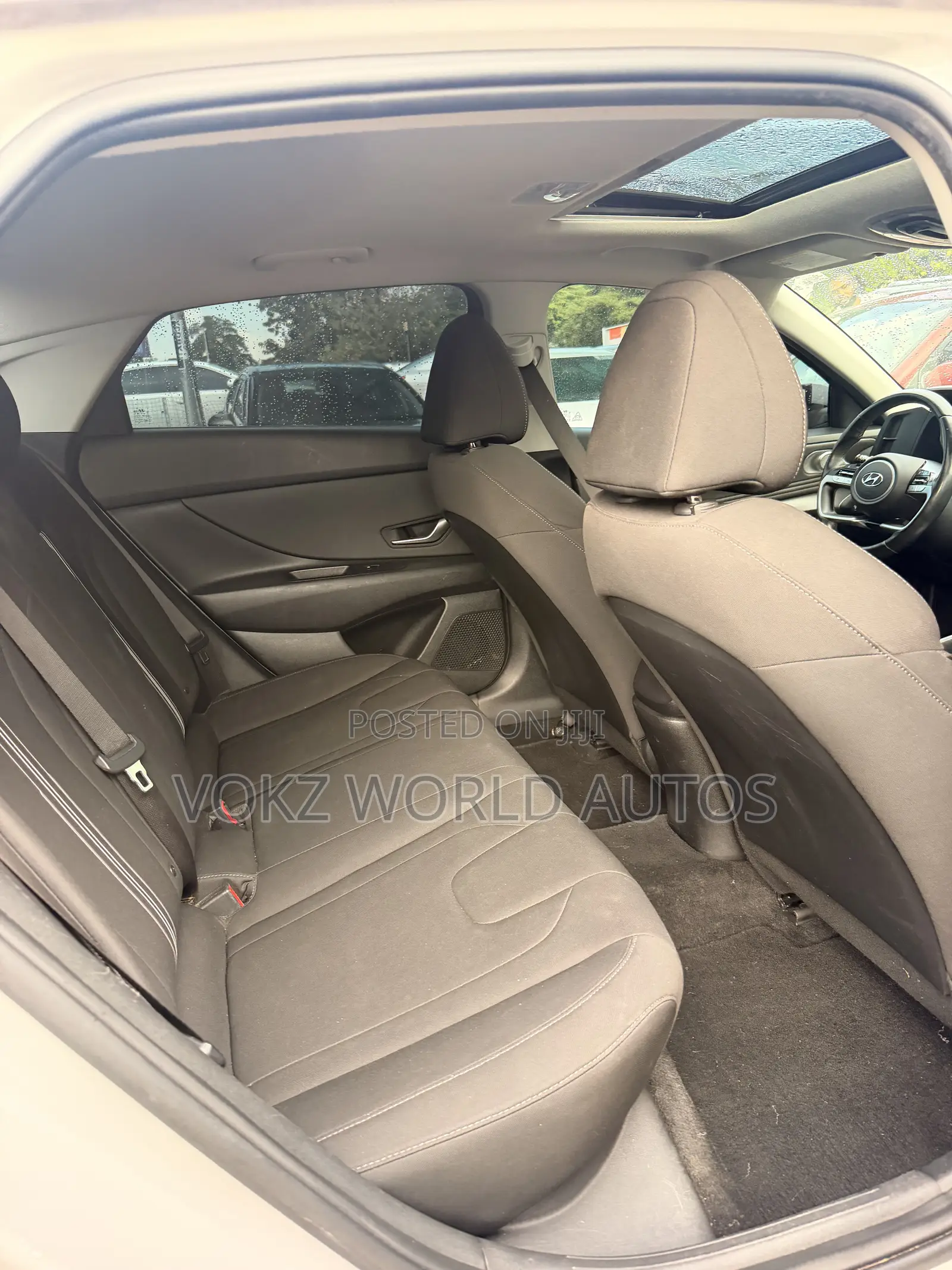 Hyundai Elantra 2024 Gray