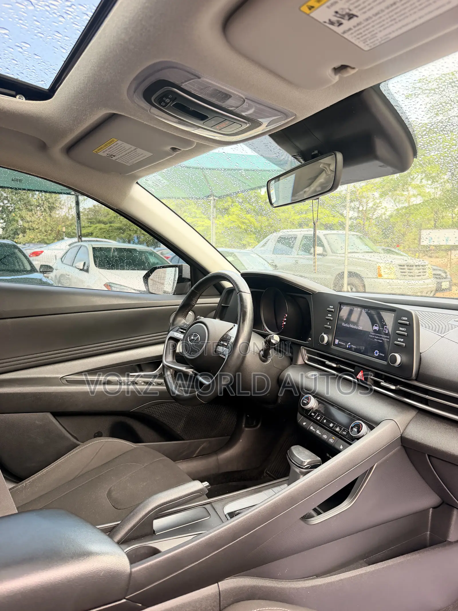Hyundai Elantra 2024 Gray