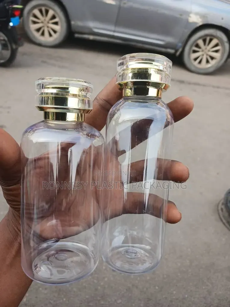 250ml Transparent Bottle and Luxury Diamond Cover
