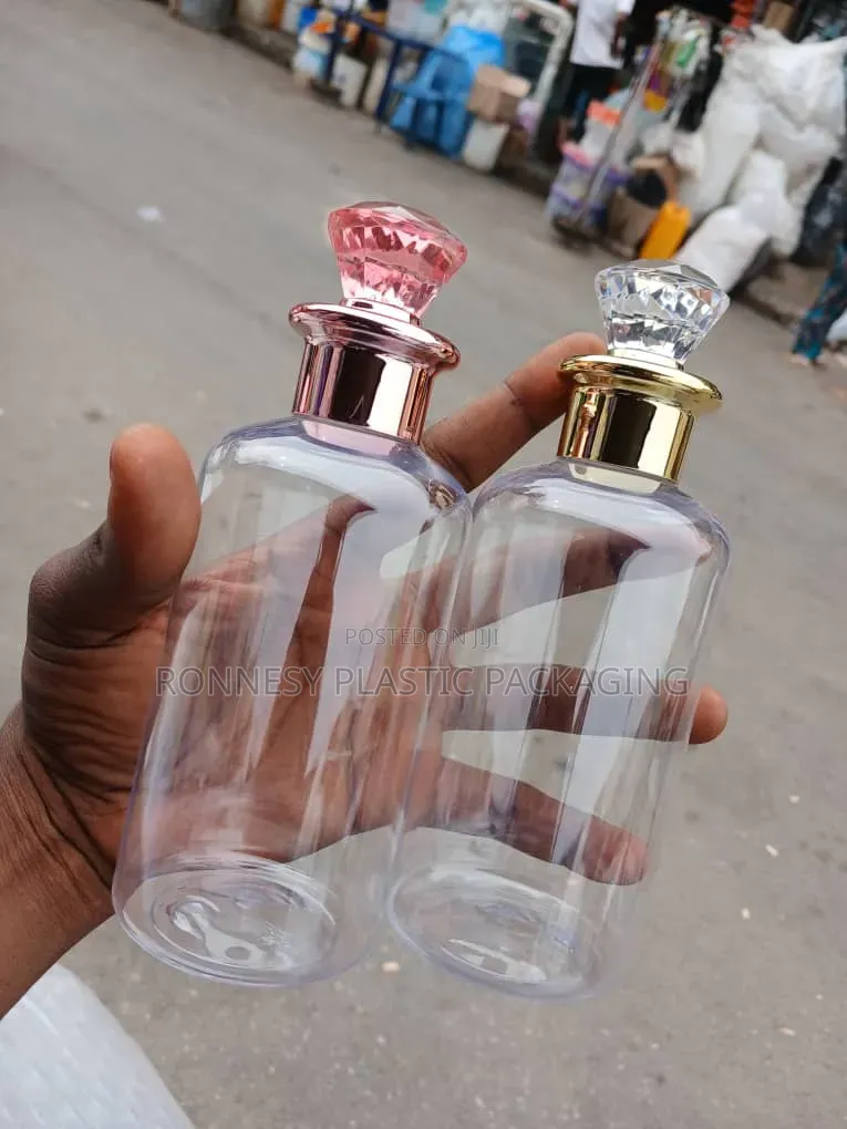 250ml Transparent Bottle and Luxury Diamond Cover