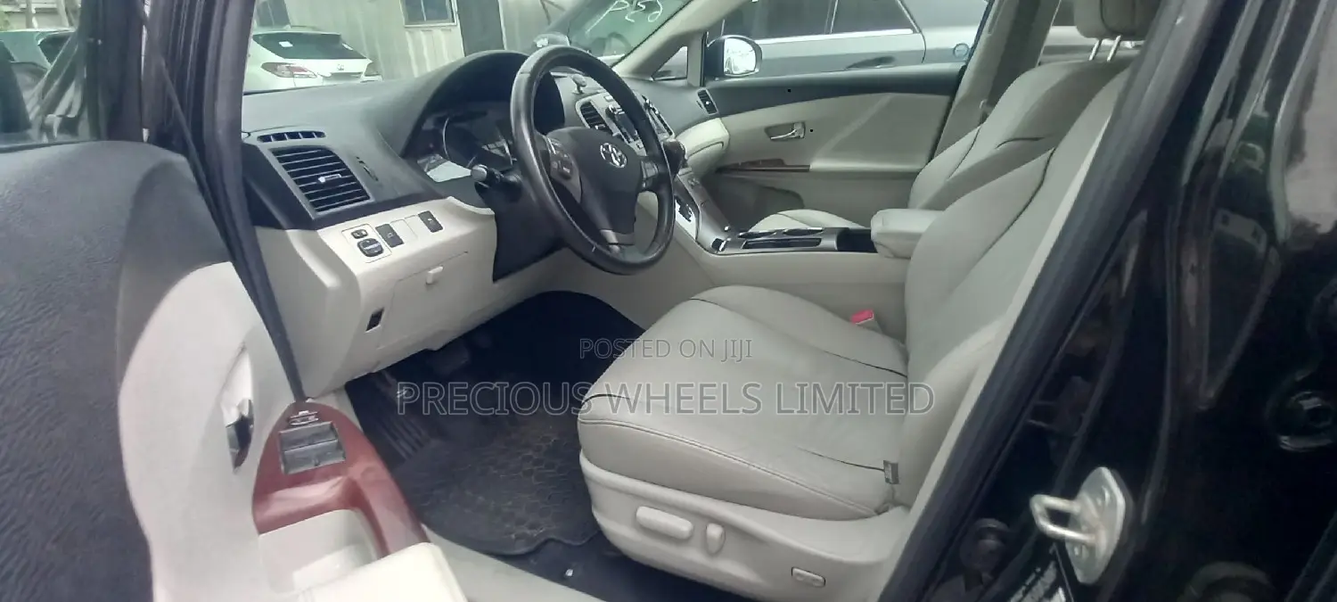 Toyota Venza 2012 Black