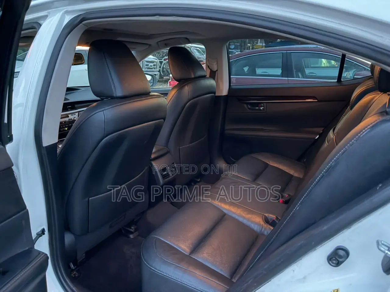 Lexus ES 350 FWD 2013 White