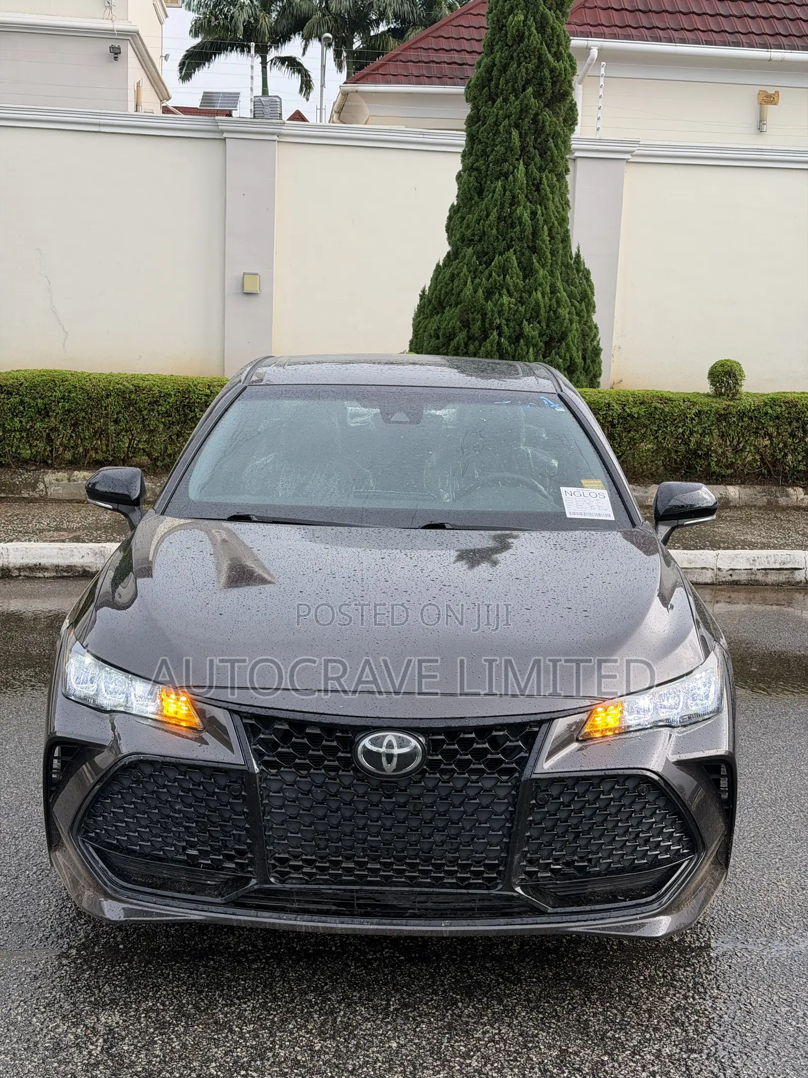 Toyota Avalon XSE FWD Sedan (3.5L V6 8A) 2019 Brown