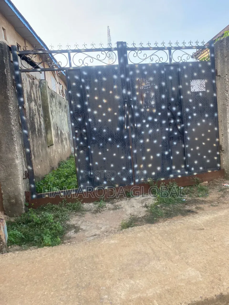 Full-Plot at Shobukola St Idimu