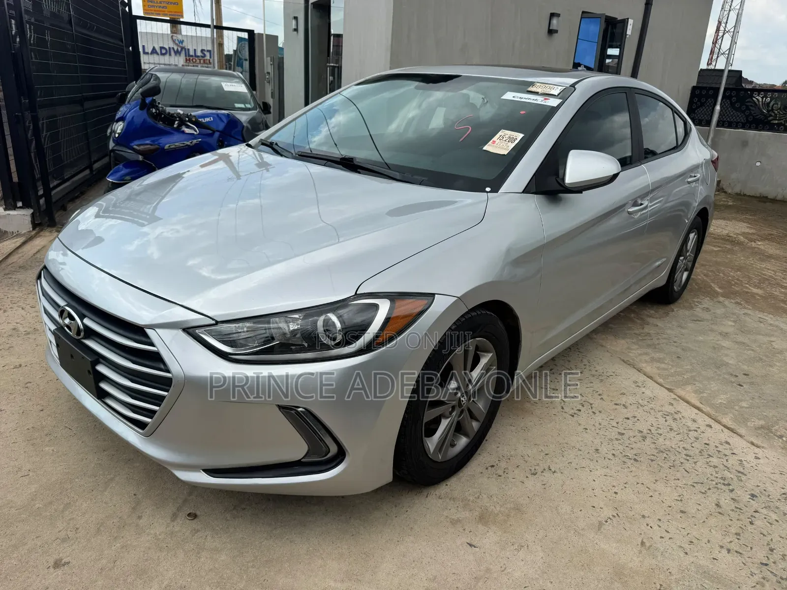 Hyundai Elantra Value Edition 2018 Silver
